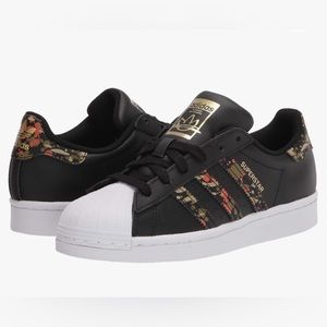 adidas Superstar Unisex Kids Sneaker Camo Black Army Green Orange 4 US
